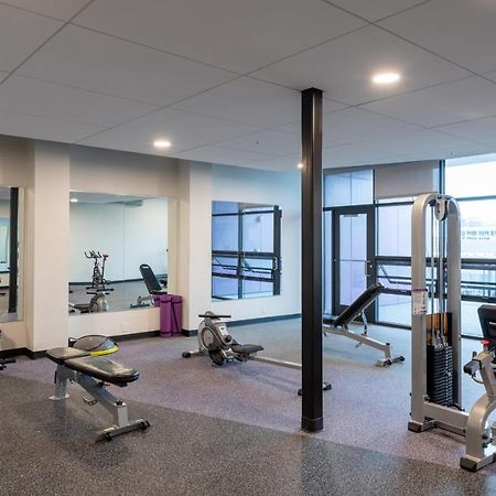 Modern 1Br Apt With Skywalk To Fiserv, Rooftop, And Parking Milwaukee Dış mekan fotoğraf