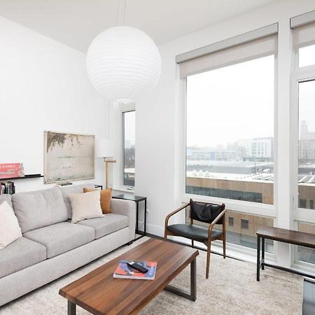 Modern 1Br Apt With Skywalk To Fiserv, Rooftop, And Parking Milwaukee Dış mekan fotoğraf